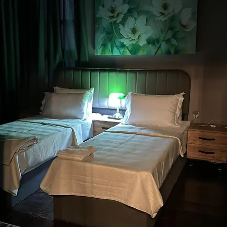 Otel 1881 Ata Konağı *